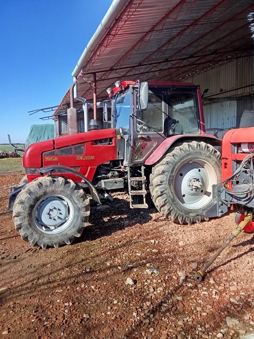 Tractor Belarus 1221.3