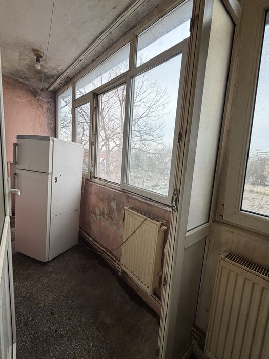 Apartament 2 camere, necesita renovare totala – lângă Liceul Pedagogic