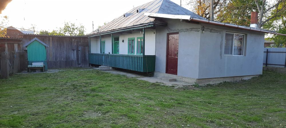 Vând casă + teren, sat Dănila, comuna Dărmănești