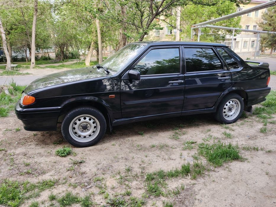 Прадётся автомобиль ВАЗ-2115 Лада-Самара