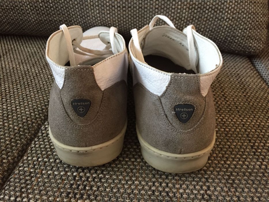 Обувки Strellson