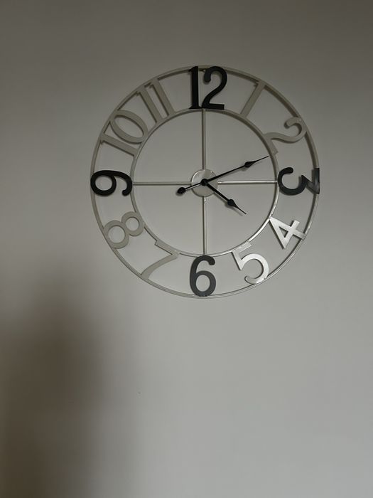 Часы настенные, 80 см х 80 см