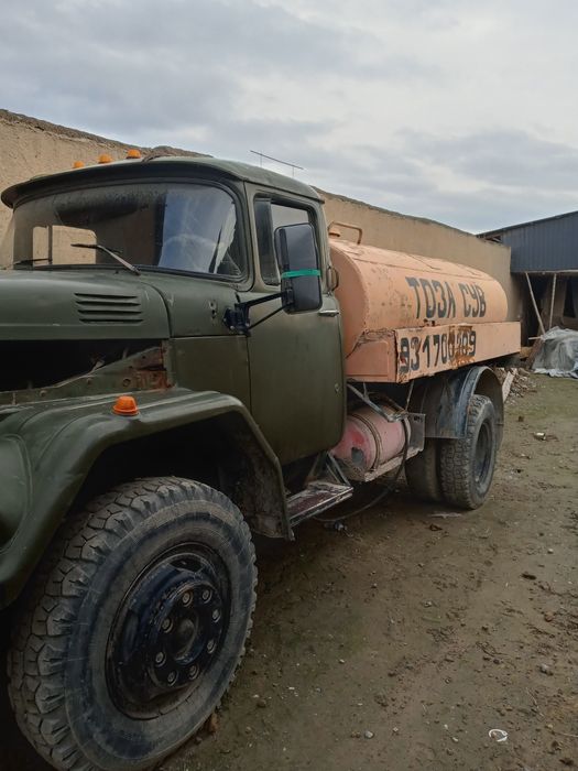 Moshina yahshi kapron baloni bor