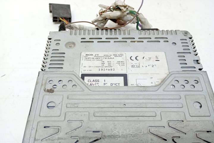 Radio  CD Player    seria