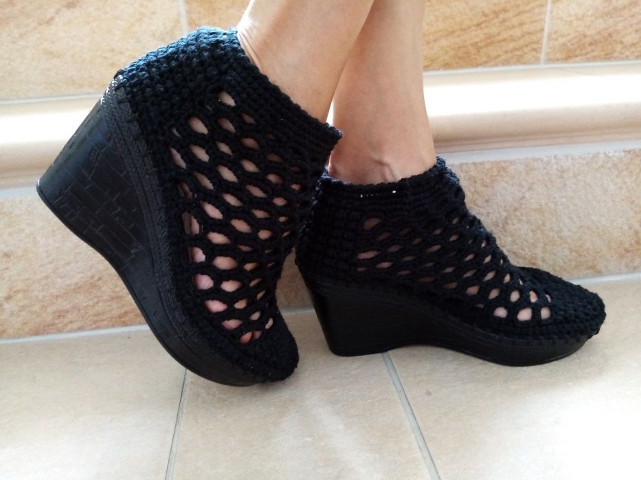 Botine crosetate, nr 37