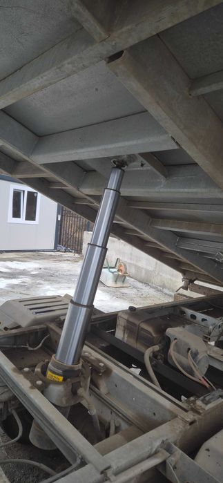 Самосвал , Самосвална уредба