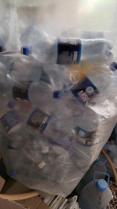 Продаю.   баклажки