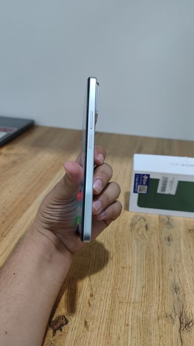 Tez va arzon narxlarda sotiladi telefon HONOR X7c 8/256 Holati yaxshi