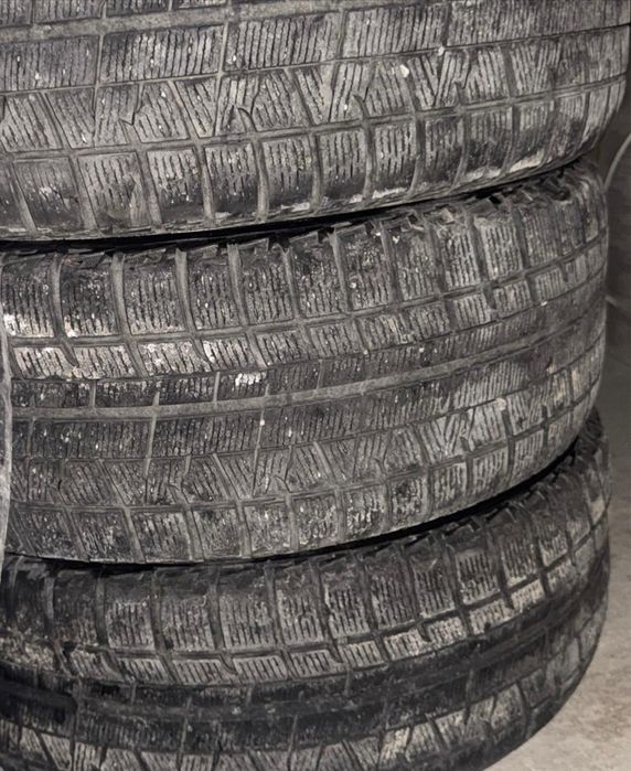 Шины с дисками от Шевроле Трекер