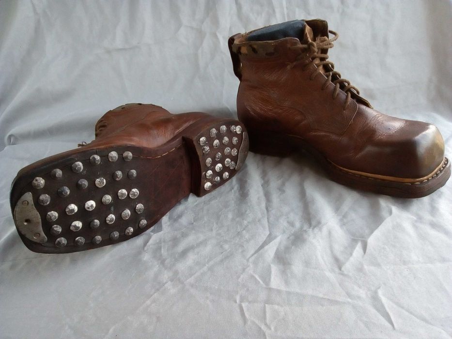 Обувки,Военни,"Бранник",Планинарски, Подковани,Цинтове