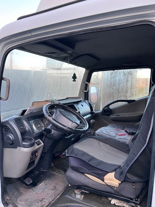 Autoutilitara Renault Maxity