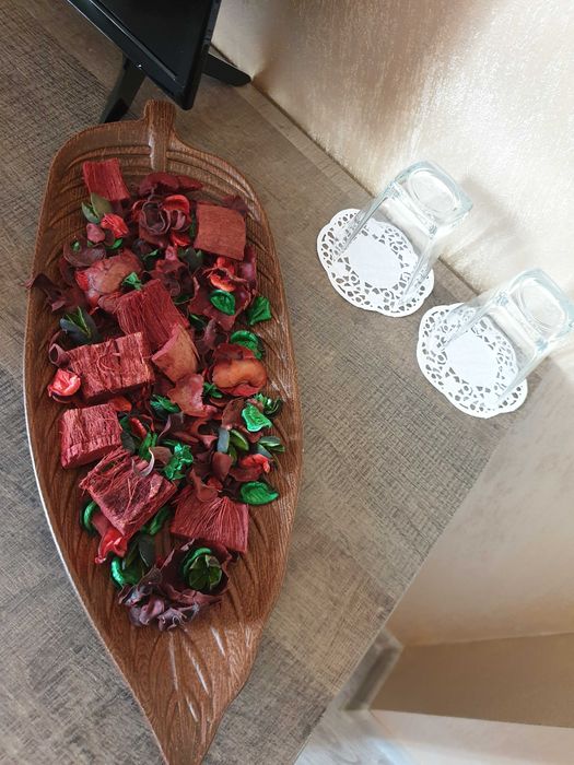 Къща за гости с прилежаща търговска част