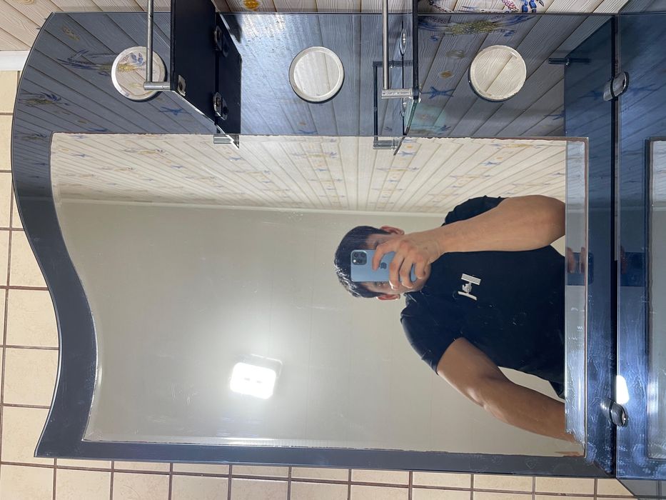 Продается зеркало