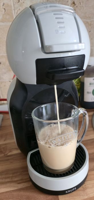 Aparat de cafea Dolce Gusto Mini Me by Krups