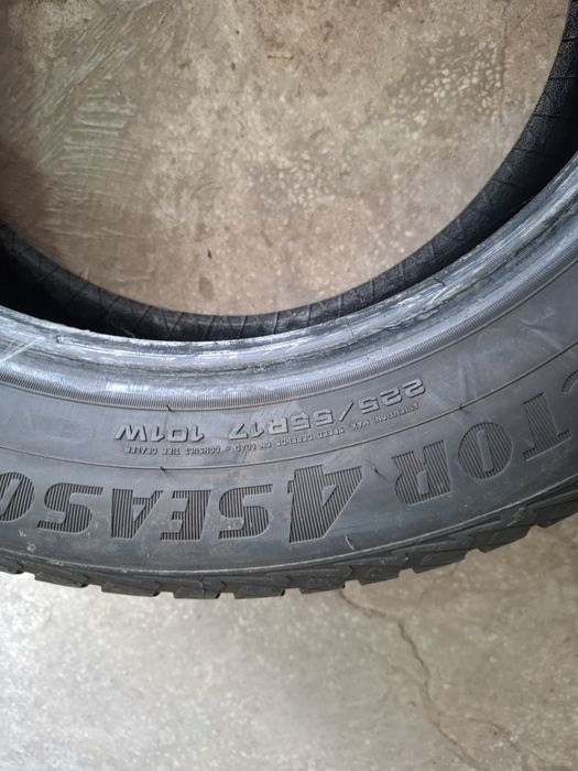2 Всесезонни гуми Goodyear 225/55/17 ДОТ20 7мм