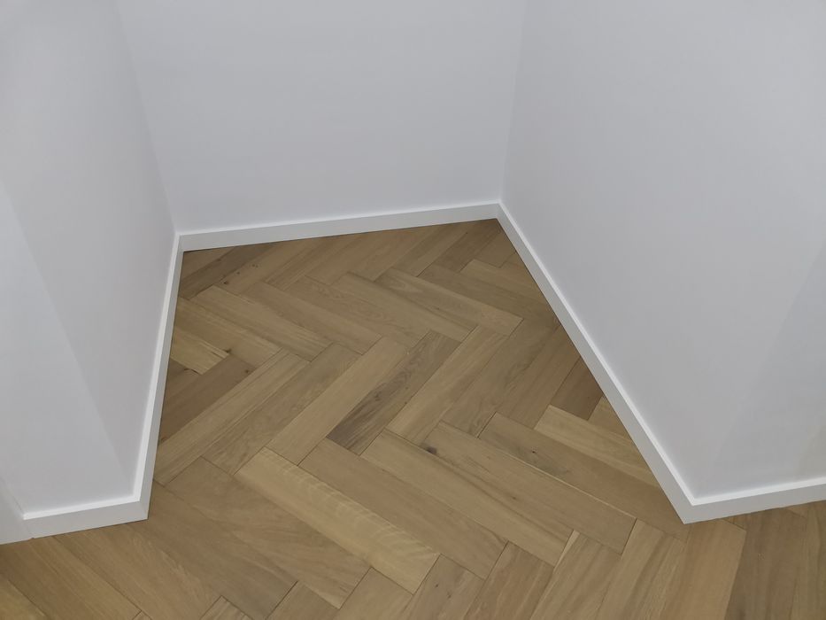 Plinta parchet duropolimer tăiată la 45 grade, cornisa, profile decora