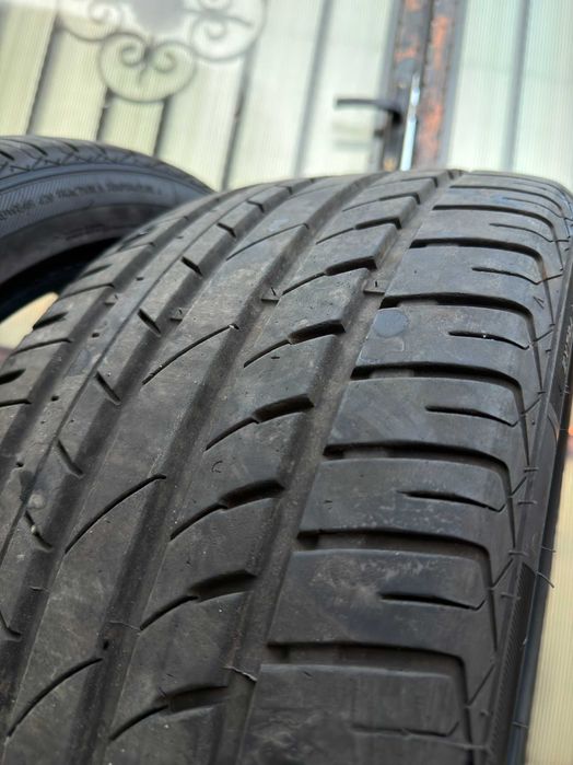 Anvelope vara 245/40/ZR19 si 275/35/ZR19