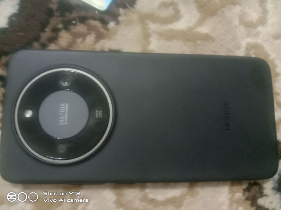 Honor x9d 12RAM 256 Gb