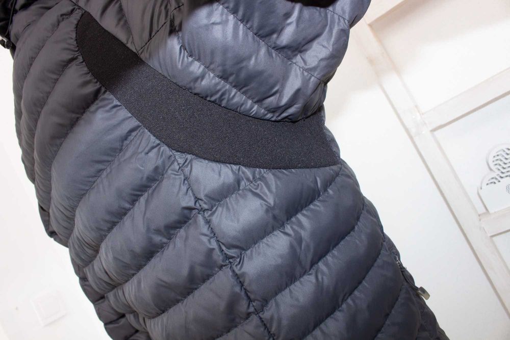 Haglofs Essens Mimic дамско яке черно с качулка пълнеж полиестер M