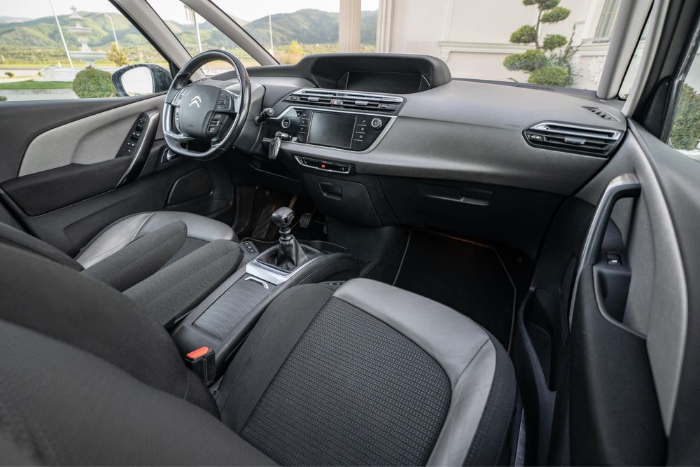 *Rate* Citroen C4 Picasso 2.0 HDI 2018