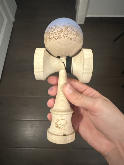 Kendama Miguel foarte putin folisita cu ken answer mark cu cupe masive