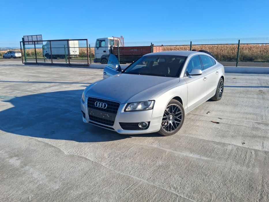 Dezmembrez audi a5 2.0 diesel