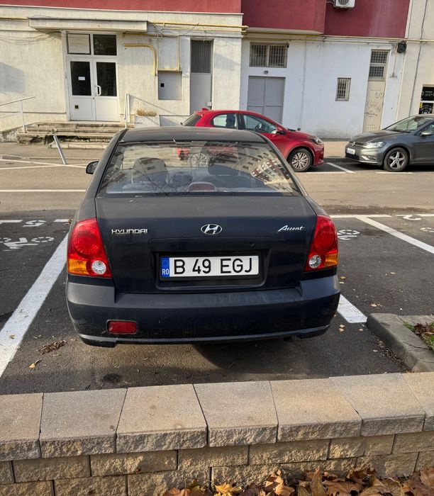 HYUNDAI Accent 2003 — imagine 5