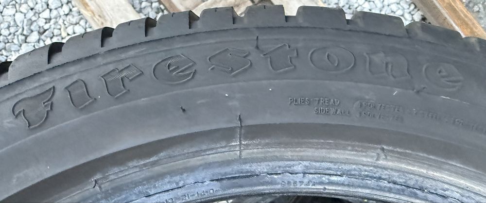 2бр 225/45/17 на 7мм с 4523дот