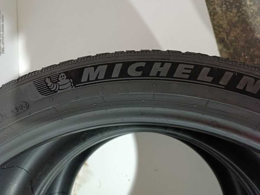 275/35/21 105V MICHELIN CP N10823 M+S