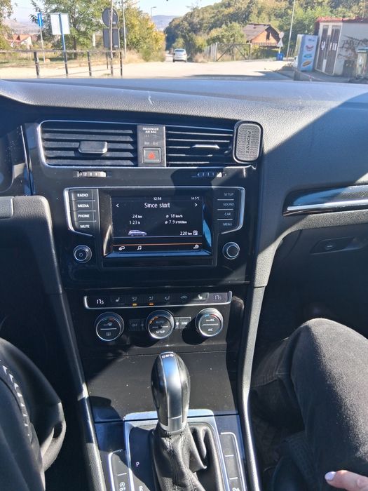 VOLKSWAGEN Golf 2014 — imagine 5