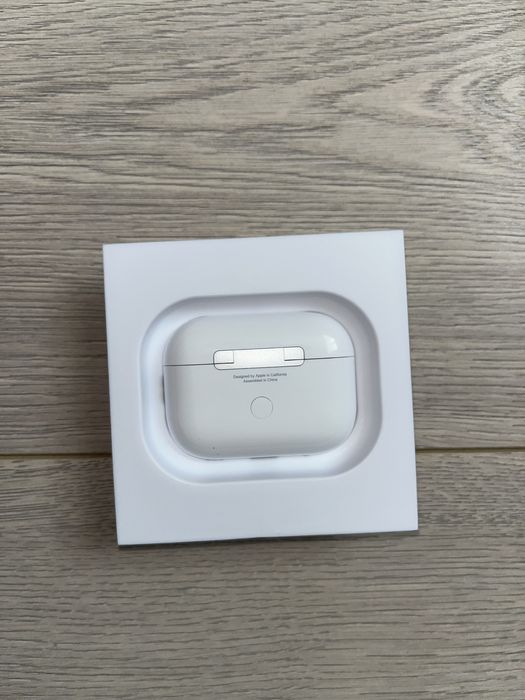Airpods pro  ( gen 2 )
