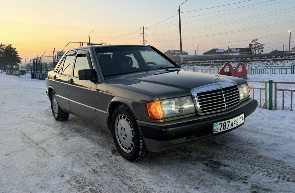 Продам Мерседес 190