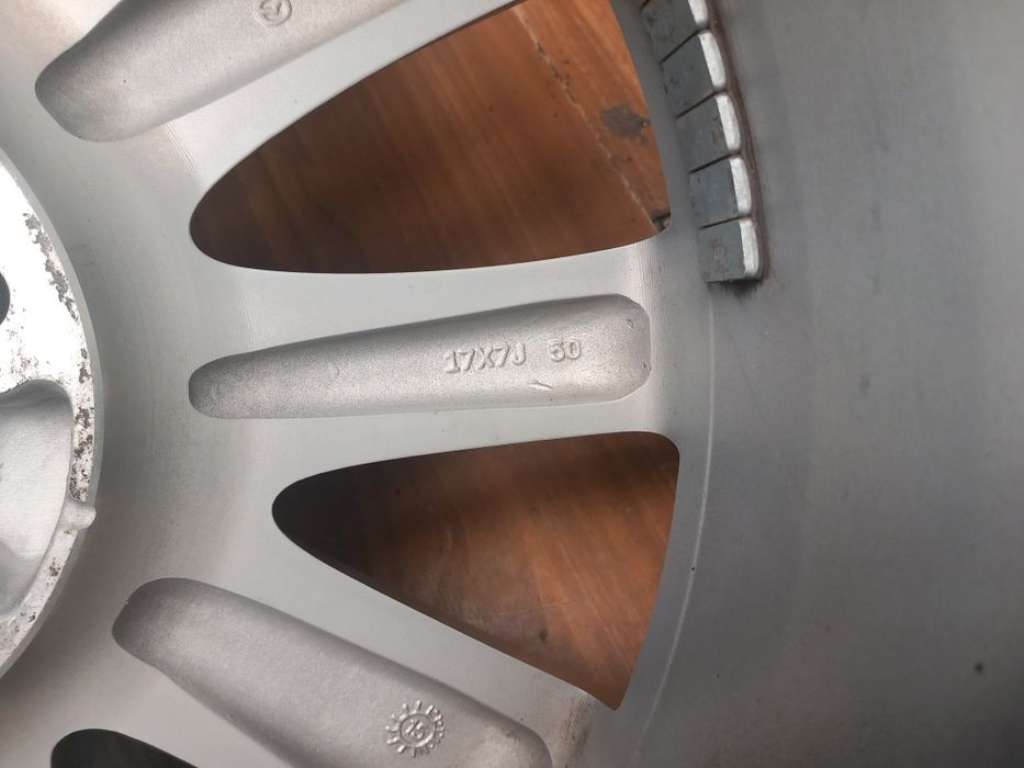 Jante mazda r17 5x114.3  et 50