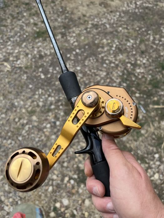 Комплект въдица и мултипликатор Jigging master