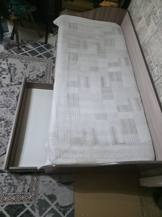 Продам две кровати