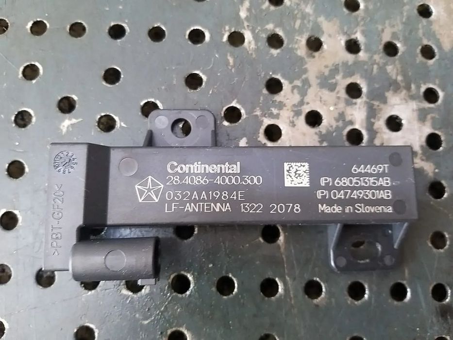 Modul keyless entry stanga spate jeep renegade 2840864000300 64469t 68051315ab 04749301ab