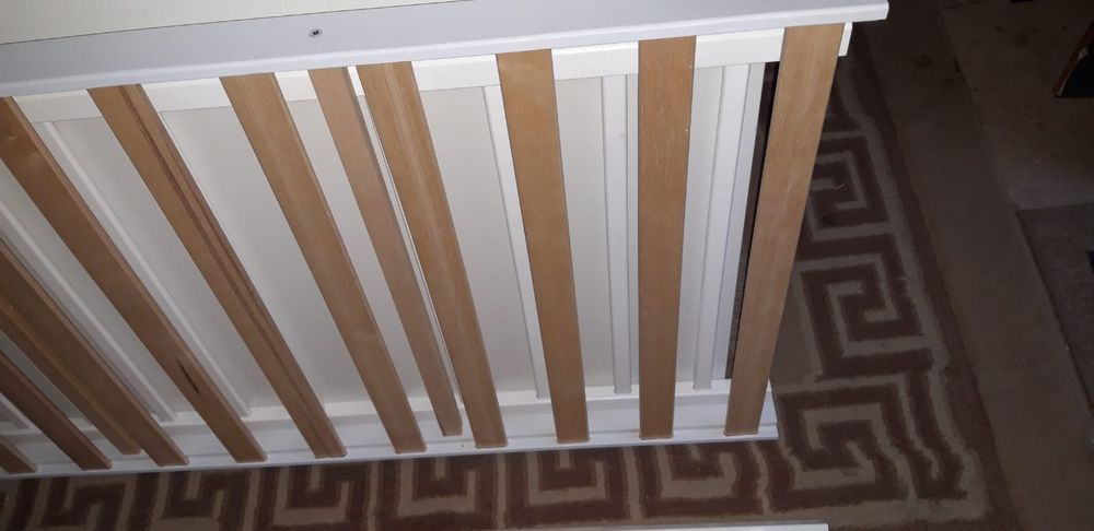 Продам детскую кроватку