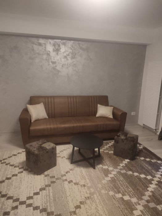 Apartament de închiriat