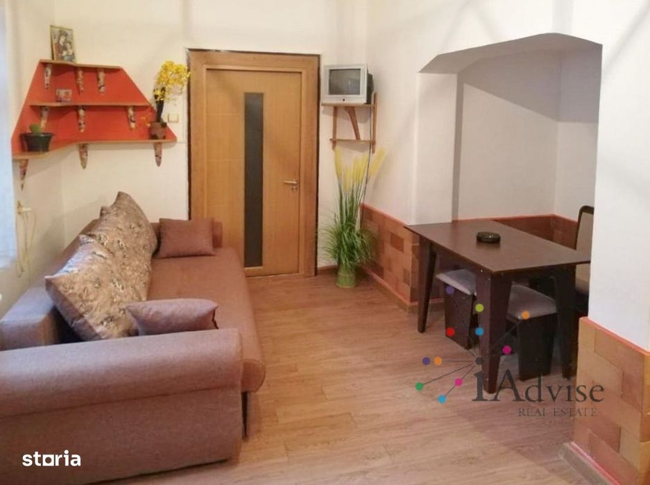 Apartament spațios, pe două niveluri, cu garaj – Brasov Vechi — fotografia 2