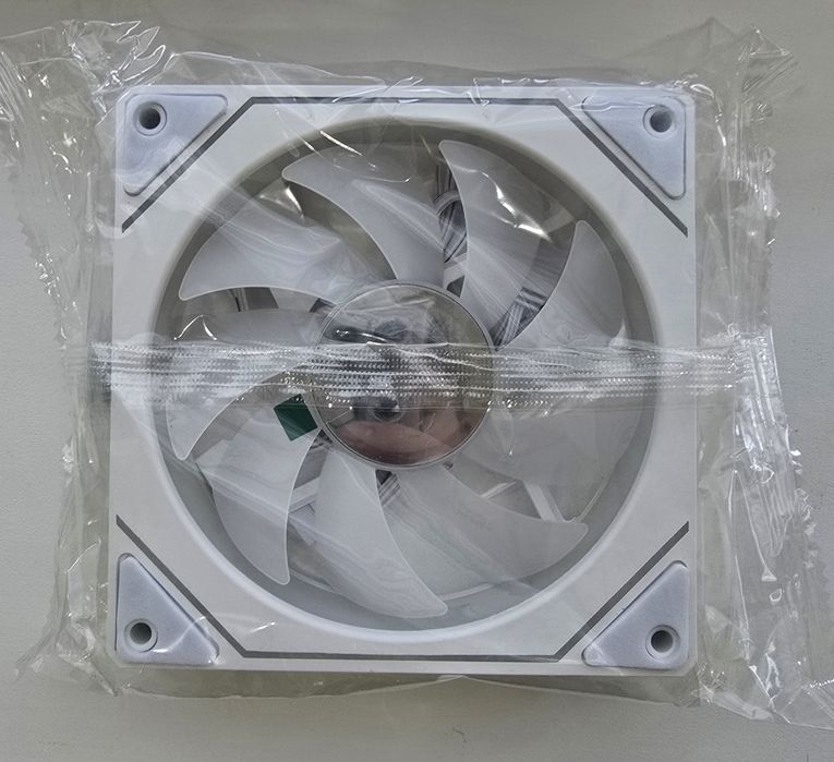 Новые кулера аргб