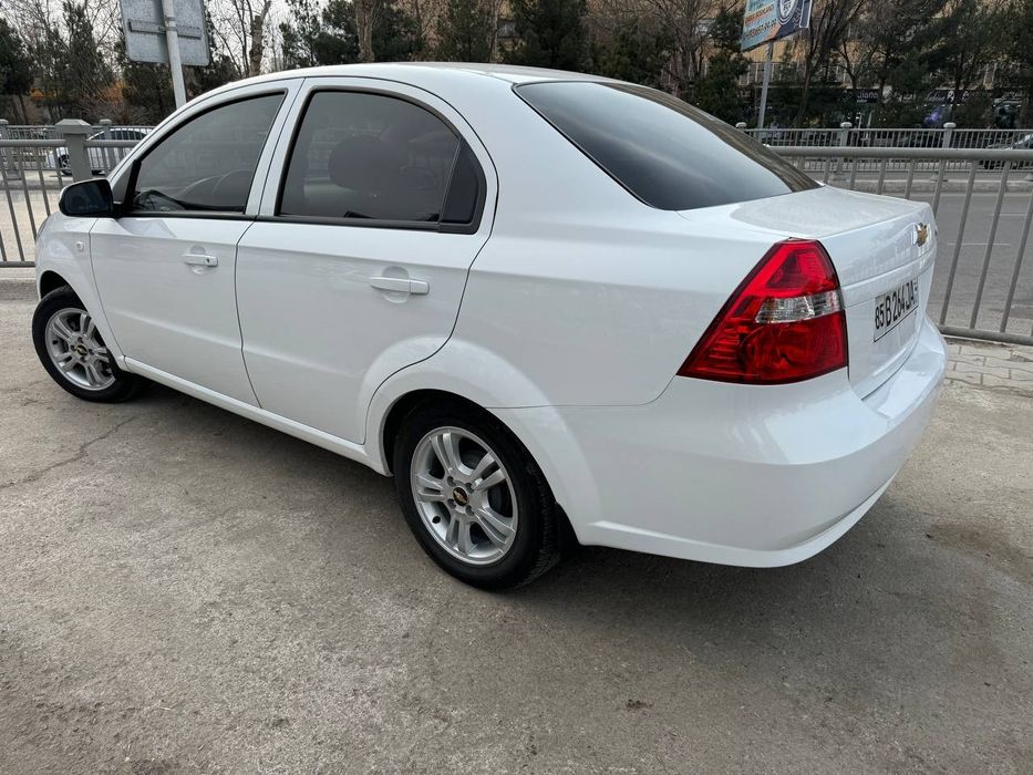 Нехиа 3 автомат 2022 йил 73 минг пробег мошина узимники тоза минилган