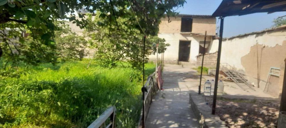 Yer uchastka sotiladi