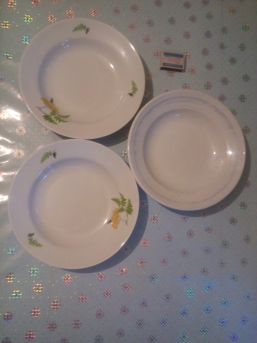 Подносы, блюдца, тарелки СССР  .
