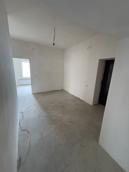 Продается 4 комнатная квартира