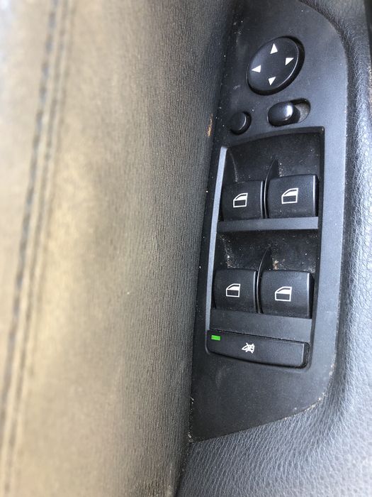 БМВ Х1, 2.0д, 143кс НА ЧАСТИ (BMW X1 na chasti)