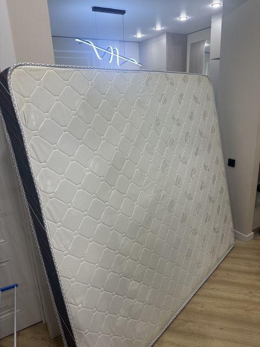 Продам матрас 180*200