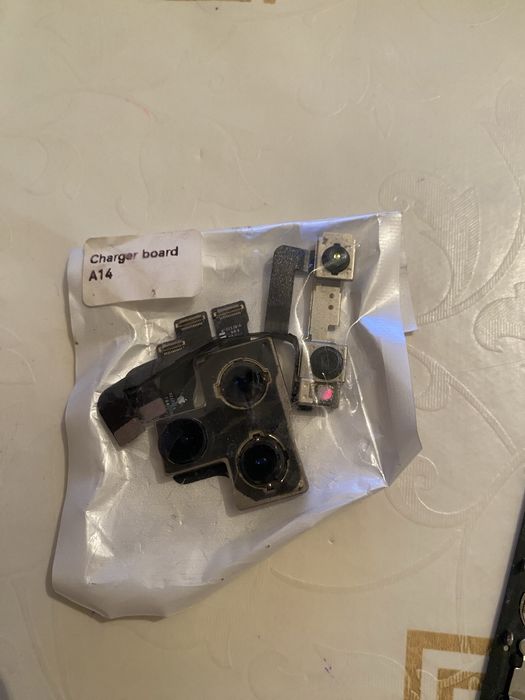 Запчасти для ноутбук и айфон 11 про