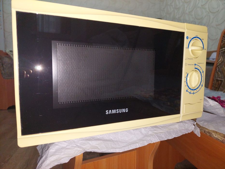 Продам СРОЧНО микроволновку