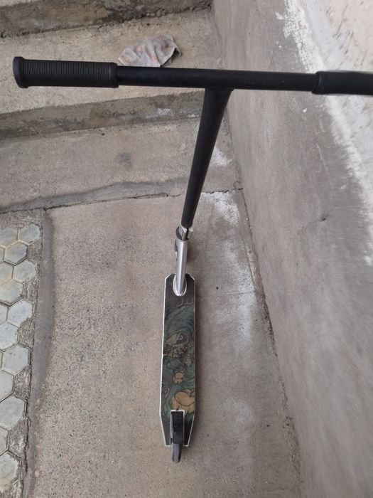 Продам трюковой самокат