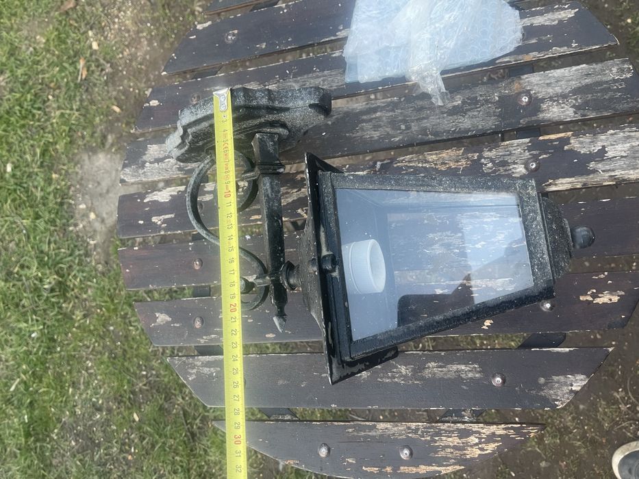 Vând două aplice din fier forjat